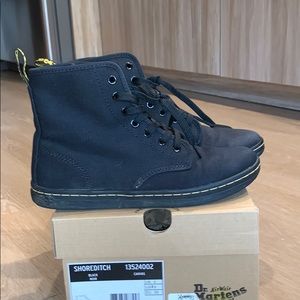 Dr. Martens Shoreditch Canvas Black women’s size 8